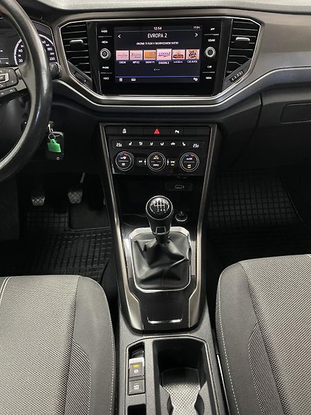 Volkswagen T-Roc 1.5 TSi 110 kW 6M REZERVACE  - fotka 23 z 27
