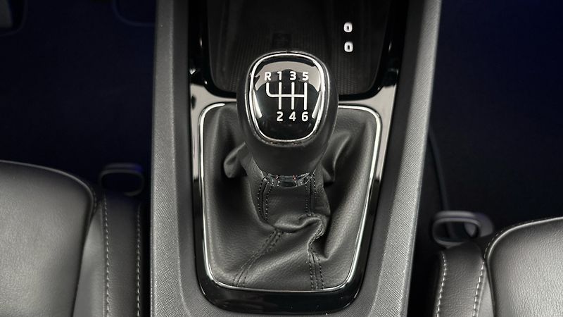 Škoda Octavia 2.0 TDI Style - fotka 24 z 26