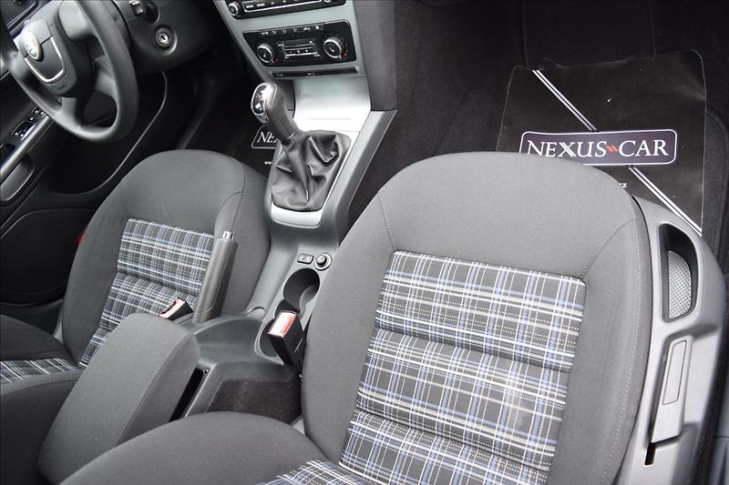 Škoda Octavia 1,2 TSI 77KW 2XKOLA XENONY - fotka 22 z 43