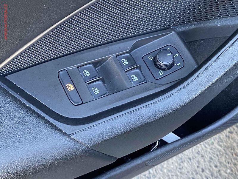 Škoda Octavia (2022) 2.0 TDi, 2.maj,ČR, Style - fotka 11 z 20