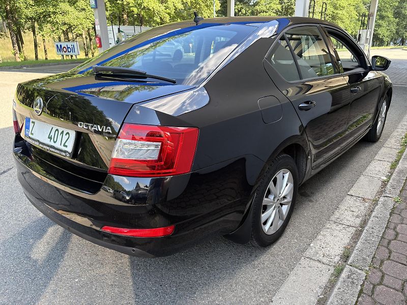 Škoda Octavia (2013) 1.4 TSI Ambition - fotka 4 z 28