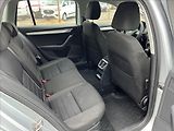 Škoda Octavia 1,6 TDi KLIMA TAŽNÉ SERVIS - náhled 12