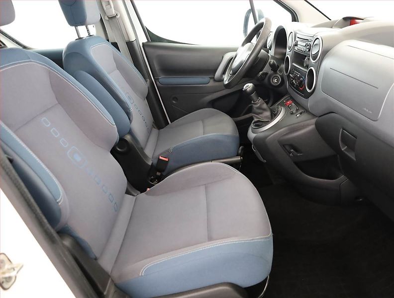 Citroën Berlingo (2010) 1.6 HDi, 5Míst, 1Maj, DPH - fotka 7 z 11