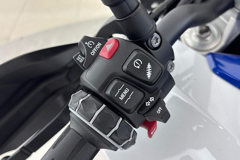 BMW MOTO F 900 XR - fotka 10 z 13
