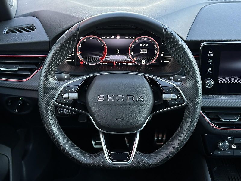 Škoda Kamiq 1.0TSi Monte Carlo 116PS Matri - fotka 22 z 44