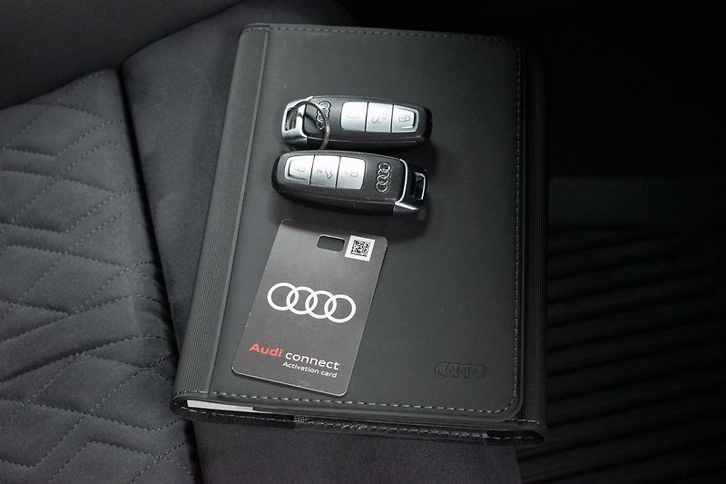 Audi RS 6 V8 4.0 TFSI 441kW QUATTRO - fotka 39 z 48