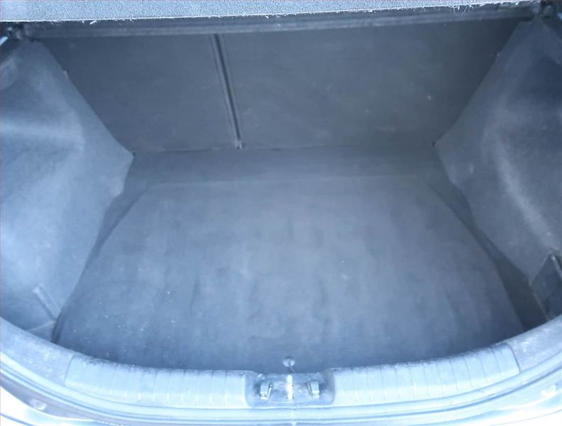 Kia Ceed (2009) 1.6 CVVT, ČR,1.maj, Serv.kniha - fotka 13 z 14