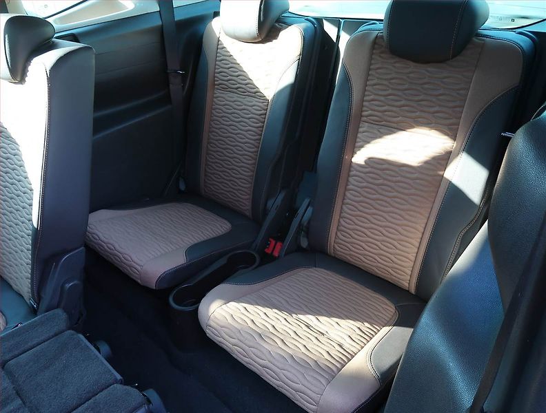 Opel Zafira (2012) 1.4 Turbo, 7 míst, Navi - fotka 19 z 21