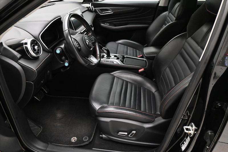 MG EHS 1,5 TGI PHEV 119 kW ELEGANCE Z - fotka 13 z 32