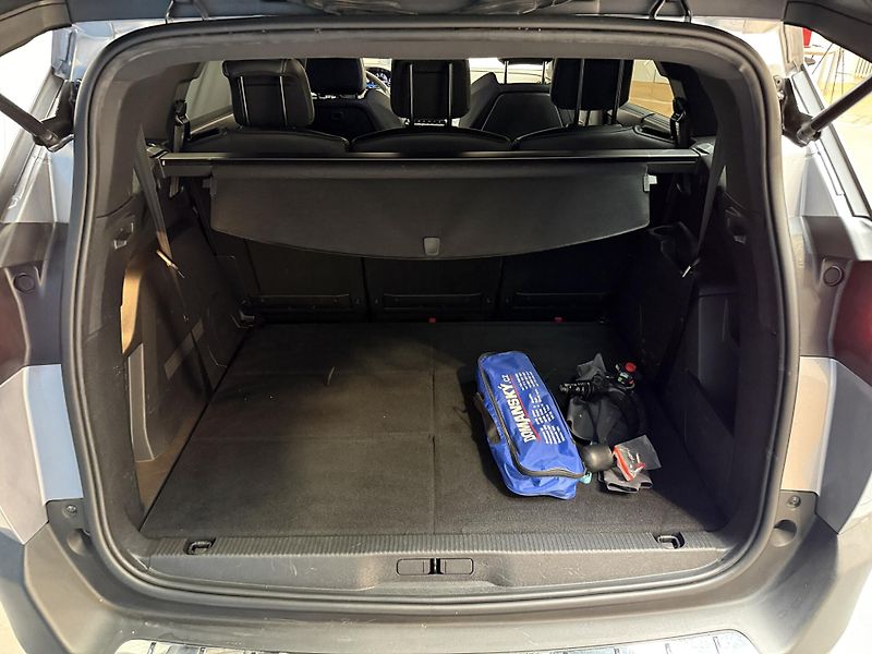 Peugeot 5008 ALLURE PACK 1.5 BlueHDi 130 S& - fotka 13 z 14
