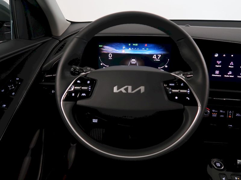 Kia Niro (2022) STYLE 1.6T-GDi 104KW - fotka 16 z 39