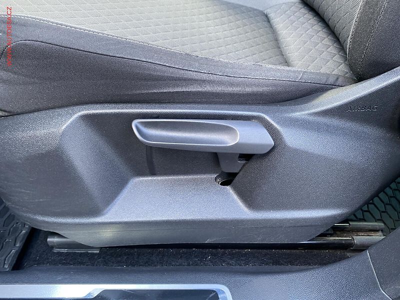 Volkswagen Tiguan (2017) 2.0 TSi 4x4, Comfortline - fotka 14 z 20