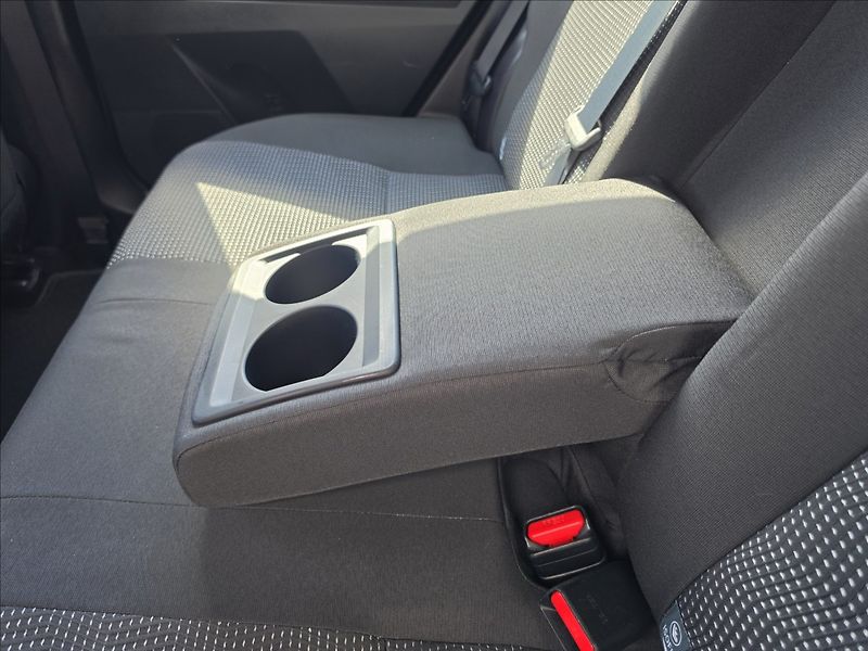 Toyota Auris 1,6 97 KW Automat kamera navi - fotka 24 z 44
