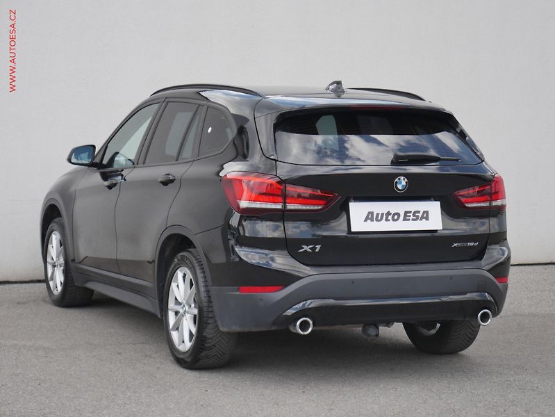 BMW X1 (2020) 2.0D 2.0 xDrive18d, ČR, AT - fotka 6 z 17
