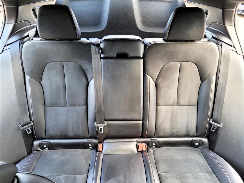 Volvo XC40 T4 PHEV R-design kůže,kůže - fotka 36 z 49