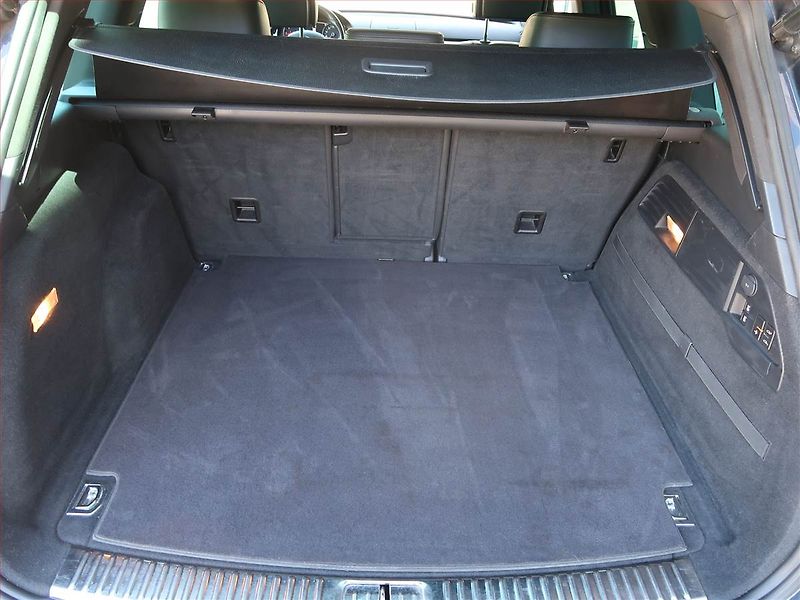 Volkswagen Touareg (2012) R-Line 3.0 TDI, 4X4, Automat - fotka 14 z 19