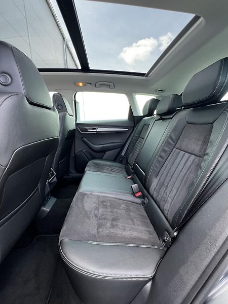 Škoda Karoq 2.0TDI 110kW Style+ Panoram TZ - fotka 23 z 28