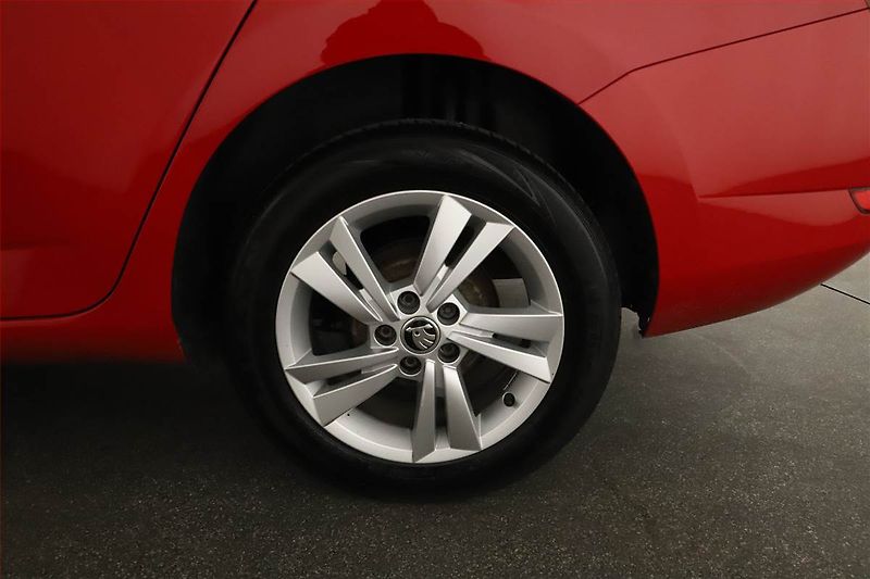 Škoda Fabia (2020) 1.0 TSI, ČR,1.maj, Tempomat - fotka 14 z 14