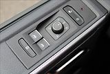 Volkswagen Multivan 2,0 TDI  1MAJ,7MÍST,AT,4x4,DPH - náhled 27