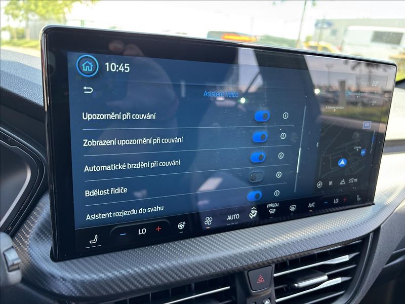 Ford Kuga 1,5 EcoBoost  111kW ST-Line X - fotka 43 z 49