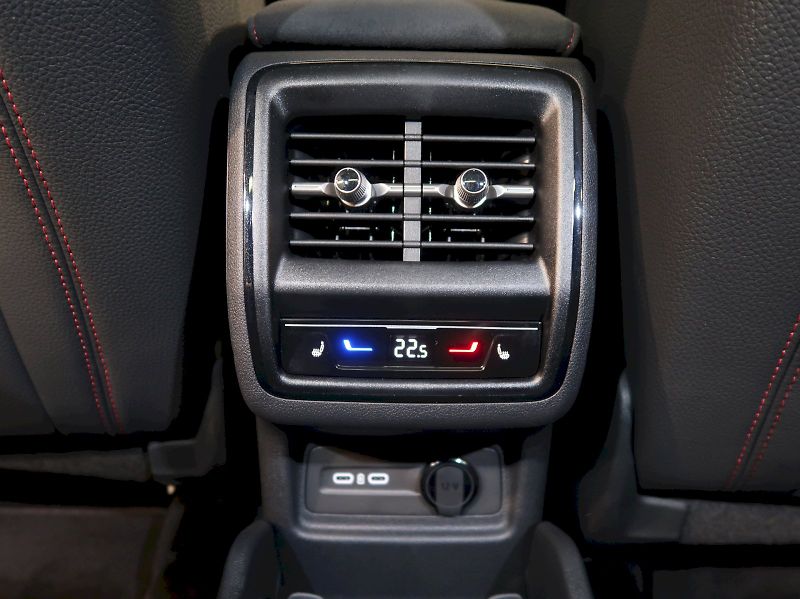 Škoda Kodiaq (2026) RS 2.0TSI 195KW 4x4 DSG WEBAST - fotka 47 z 50