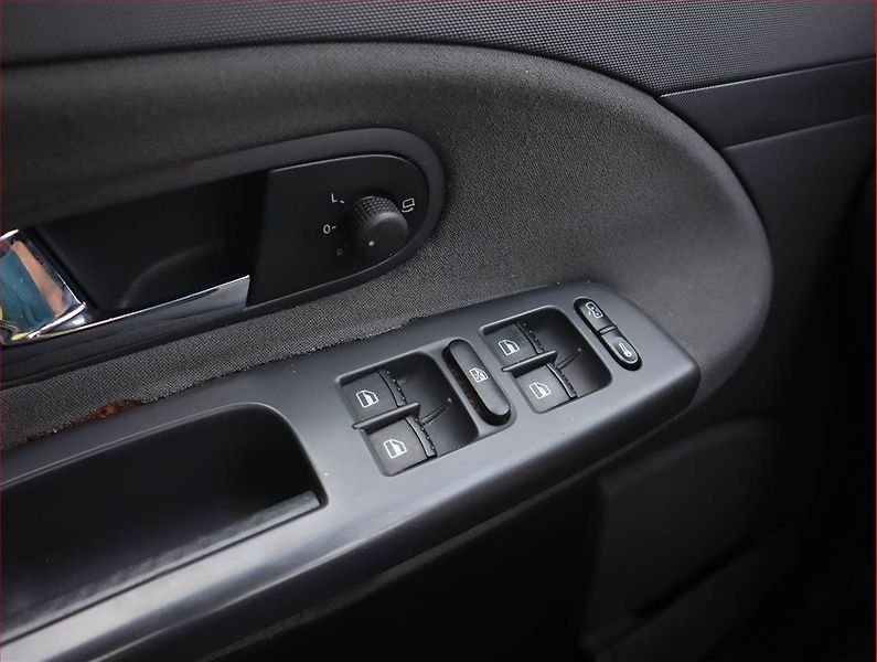 Seat Alhambra (2008) 2.0 TDI, 7 míst, Tempomat - fotka 13 z 16