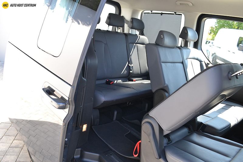 Hyundai Staria 2.2CRDi PREMIUM A/T- 9 MÍST - fotka 19 z 79