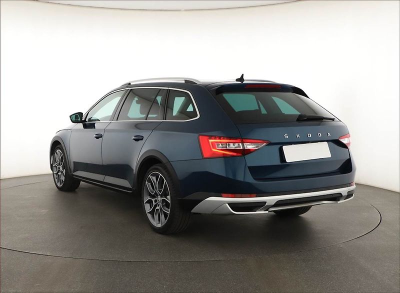 Škoda Superb (2020) Scout 2.0 TDI 4x4 - fotka 4 z 20