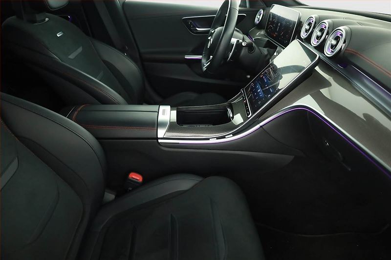 Mercedes-Benz Třídy C (2023) C 43 AMG 4MATIC - fotka 9 z 23