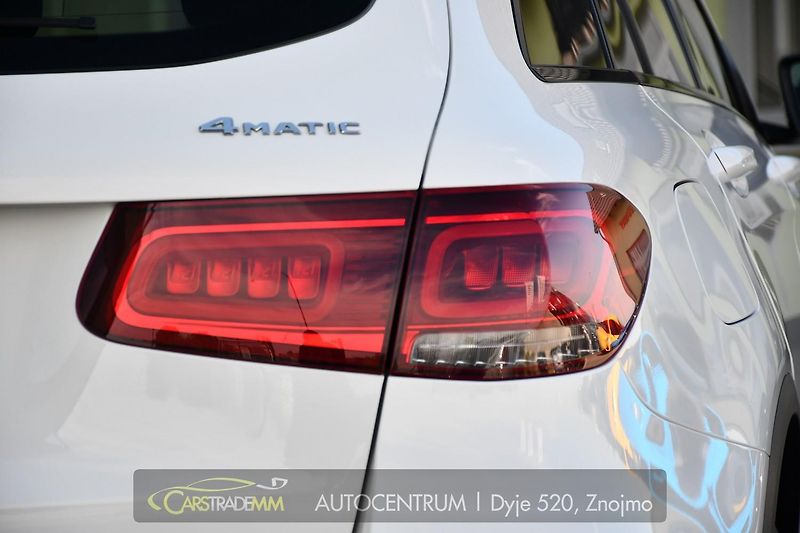 Mercedes-Benz GLC 220d 4M AMG+ TAŽNÉ - fotka 47 z 51