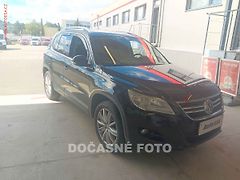 Volkswagen Tiguan (2010) 2.0TDi, Panor, výhř.sed. - fotografie inzerátu