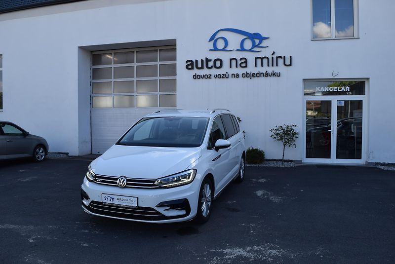 Volkswagen Touran (2018) 1.4TSI 110kw R-line NAVI LED - fotografie inzerátu