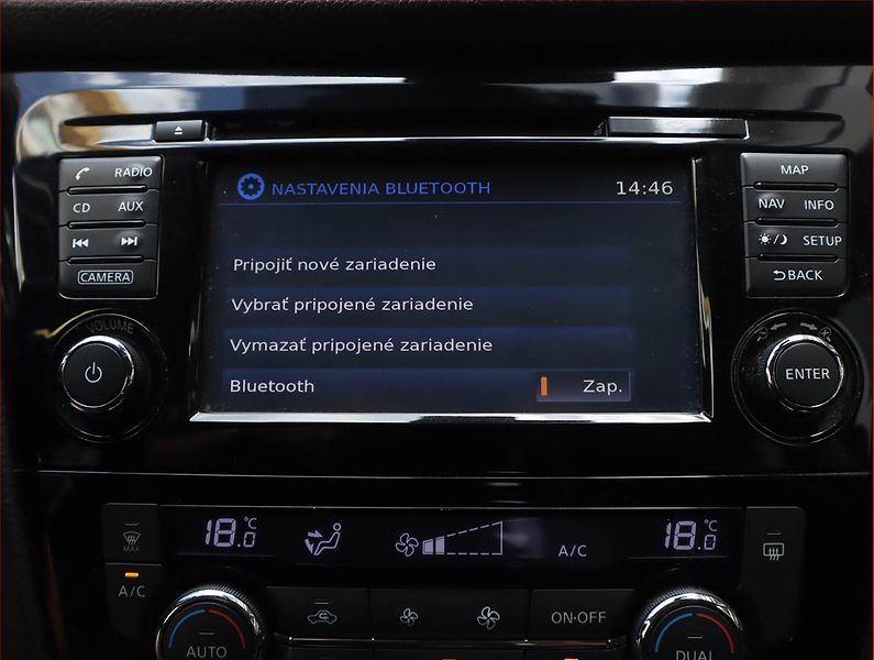 Nissan Qashqai (2014) 1.6 dCi, Serv.kniha, Kůže - fotka 18 z 22