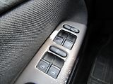 Volkswagen Passat 1,6 i 74kW Combi - náhled 21