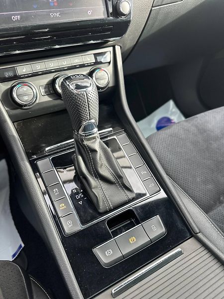 Škoda Superb (2017) III SPORTLINE 140KW DSG - fotka 45 z 48