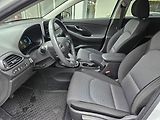 Hyundai i30 1.5i Family, serv.kn., 1.maj. - náhled 9