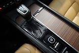 Volvo V60 (2019) CROSS COUNTRY 2,0 D4 AWD AUT. - náhled 23