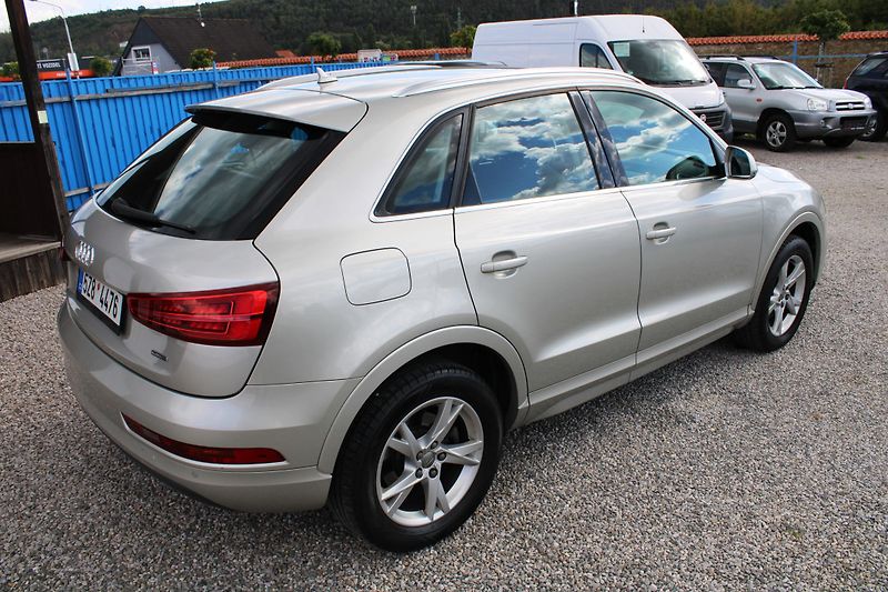 Audi Q3 (2016) 2,0TDI QUATTRO S-TRONIK LED   - fotka 7 z 16