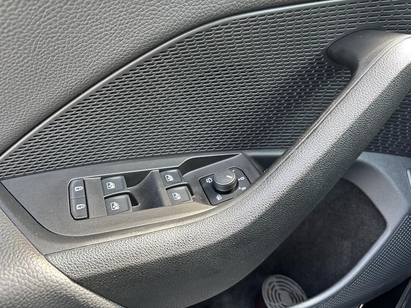 Škoda Octavia (2024) 2.0TDI, 110kW, DSG, SPORT Line - fotka 13 z 21