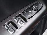 Kia Sportage 2,0 CRDI 136kW Aut. 4x4 Deluxe - náhled 14