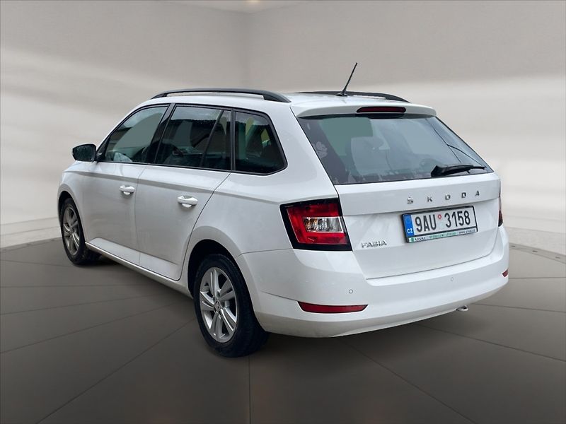 Škoda Fabia 1,0 TSI 70 Ambition - fotka 4 z 11