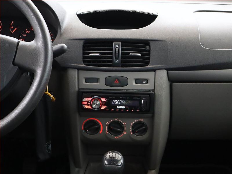 Renault Thalia (2012) 1.2 16V, Serv.kniha, po STK - fotka 10 z 11