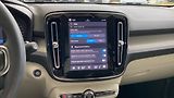 Volvo XC40 PLUS BRIGHT, B4 FWD, 145+10 kW - náhled 22