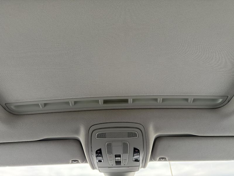 Audi A8 V8 4.2TDi Quattro BOSE LED - fotka 17 z 23