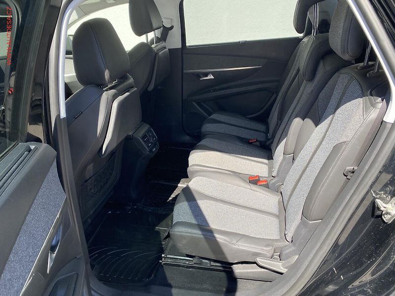 Peugeot 5008 (2018) 1.2PT, Allure, +ALU, panor - fotka 10 z 19