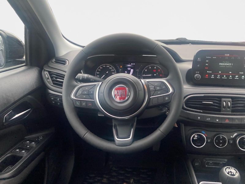 Fiat Tipo (2026) Sedan Urban 1.6 MultiJet 130k  - fotka 12 z 15