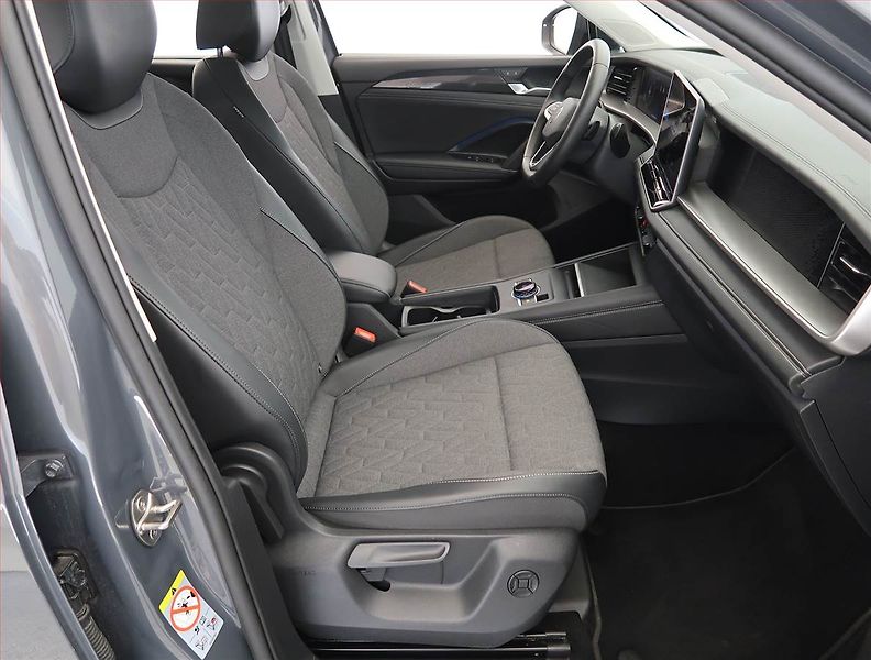 Volkswagen Tayron (2026) 1.5 eTSI, digi klima - fotka 9 z 32