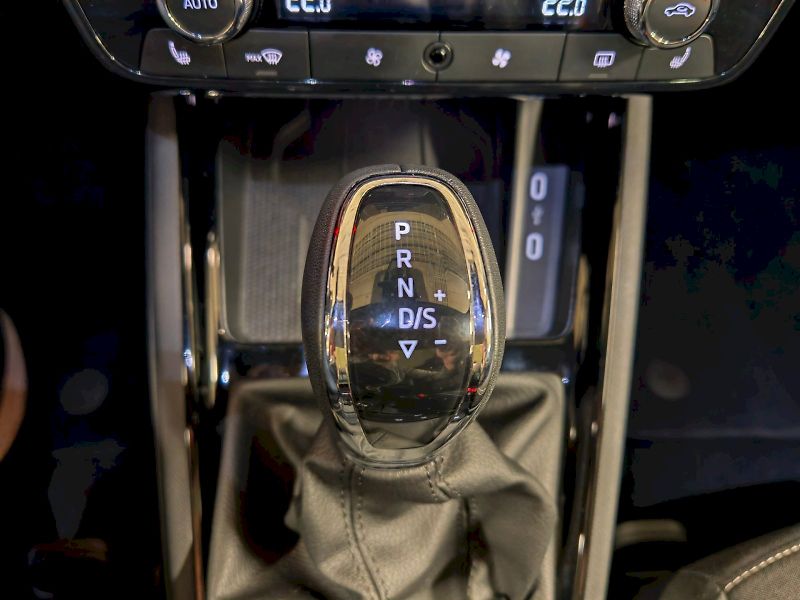 Škoda Scala (2025) 1.0 TSI 85 kW Monte Carlo - fotka 18 z 29