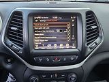 Jeep Cherokee 147kW 4x4 LIMITED KŮŽE NAV - náhled 40