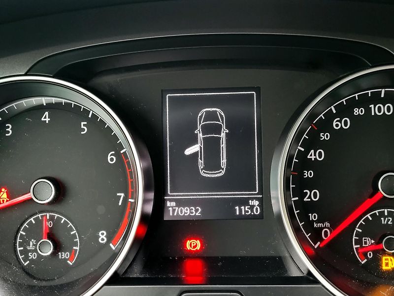 Volkswagen Golf 1,2 TSi LOUNGE 81kW *SERVIS* - fotka 41 z 45